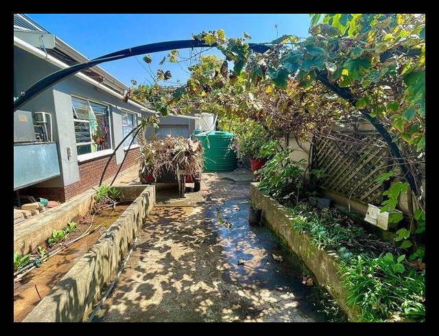 4 BEDROOM HOUSE FOR SALE IN BIRCHLEIGH